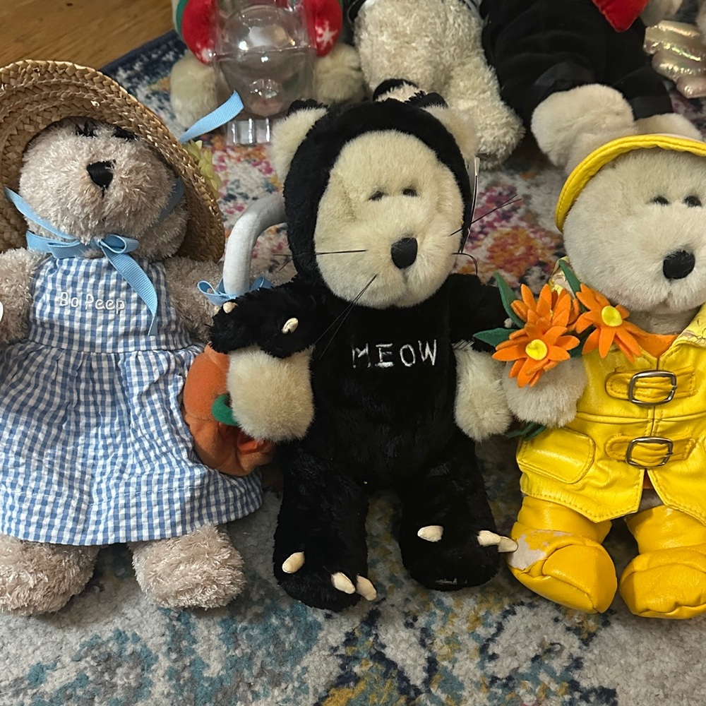 Starbucks Bearista Bear Set - Little Bo Peep, Rain, and Cat